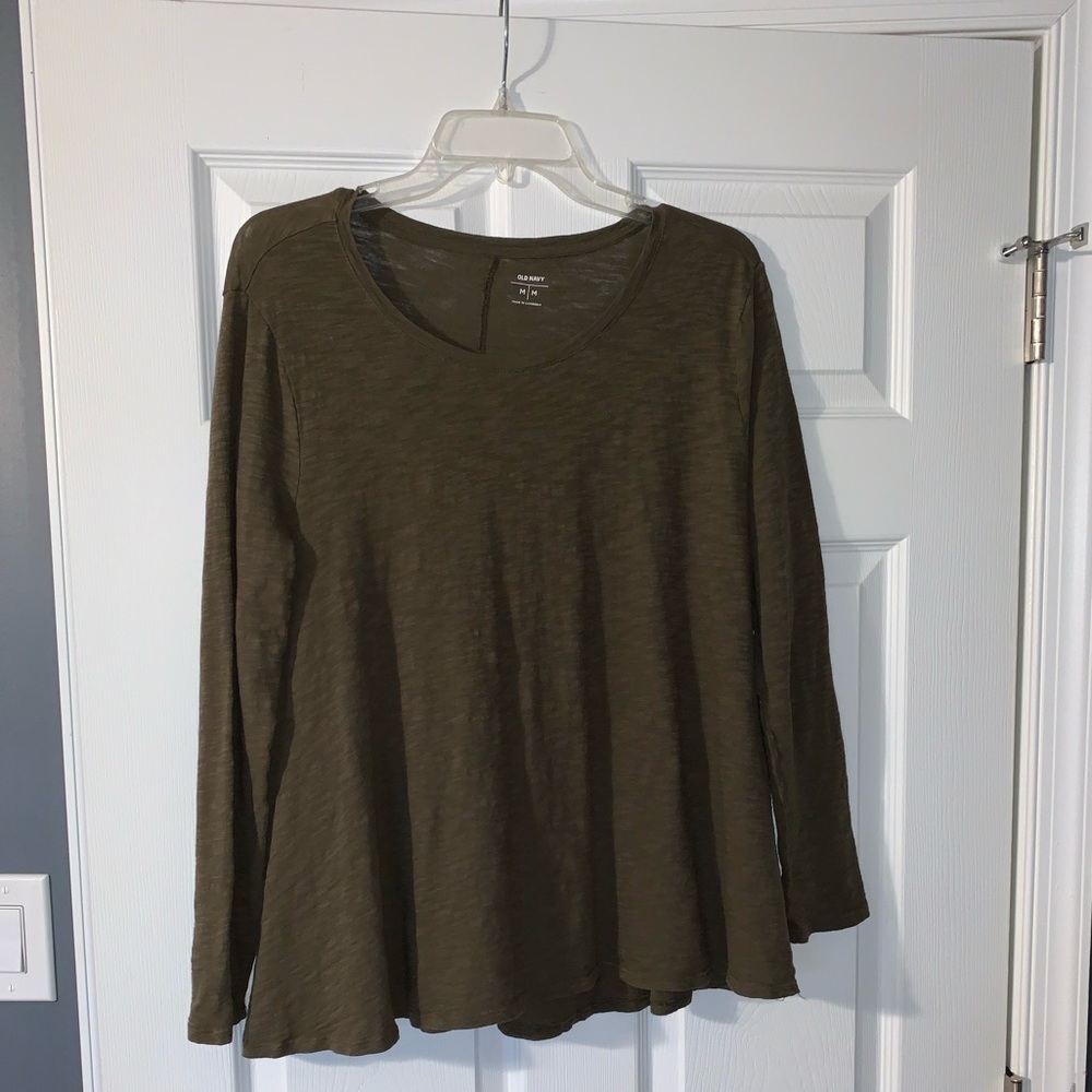 Long sleeve flowy tshirt